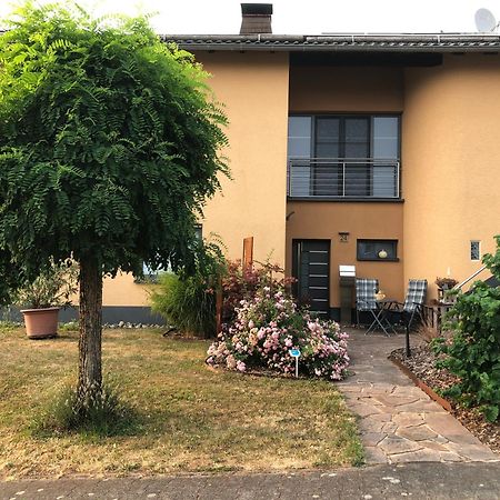 Ferienwohnung Haus Angela Gudesweiler エクステリア 写真