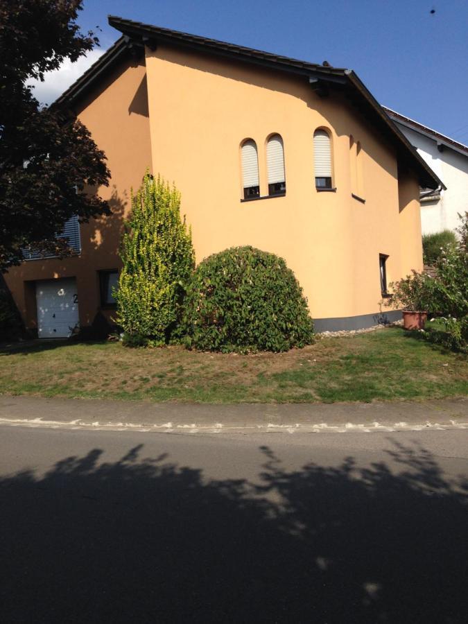 Ferienwohnung Haus Angela Gudesweiler エクステリア 写真
